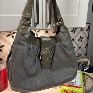 Coach Lynn Soho gray/silver. Has 3 compartments PRISTINE CONDITION smells new